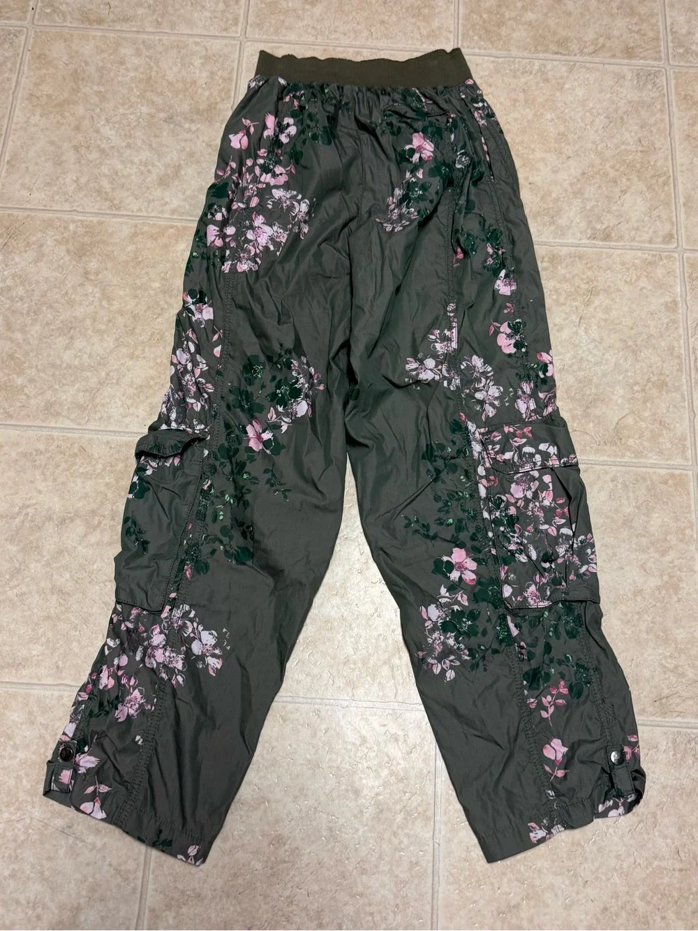 Free People Mesmerize Me Printed Lightweight Utility Cargo Pants Olive Combo